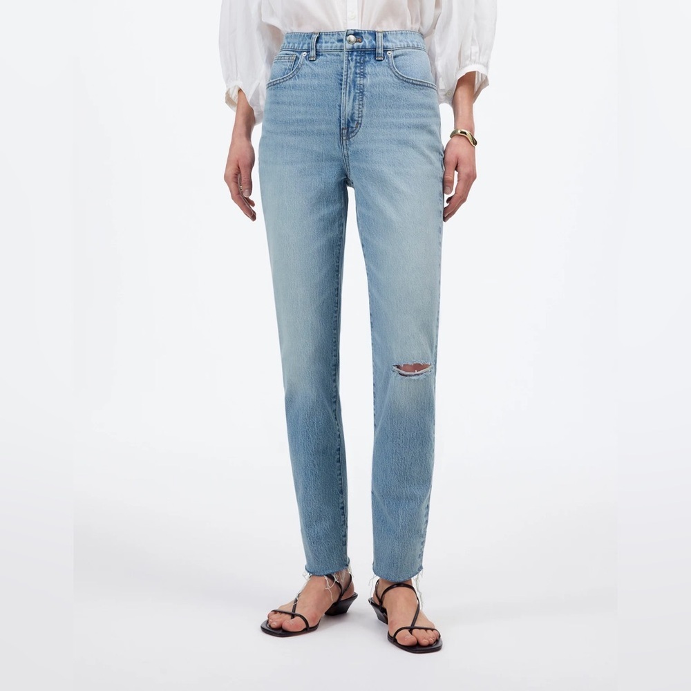 Madewell The Perfect Vintage Jean in Hernando Wash: Raw Hem Edition